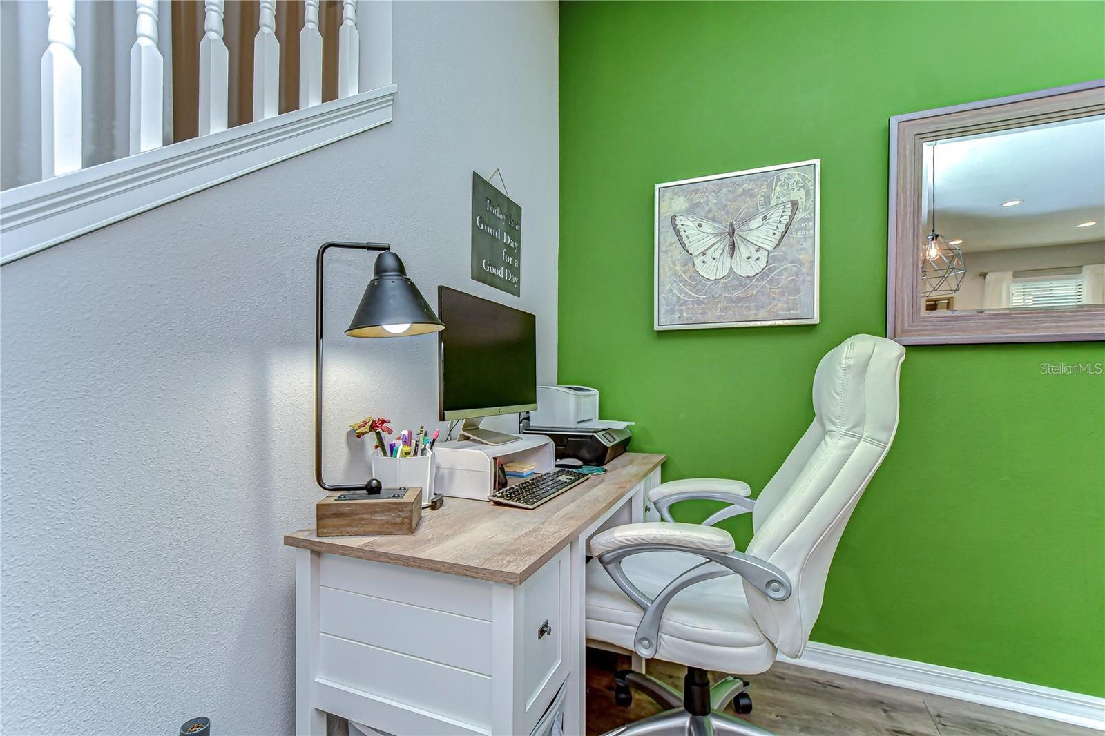 Image 24 of 56 For 5703 Colony Glen Road