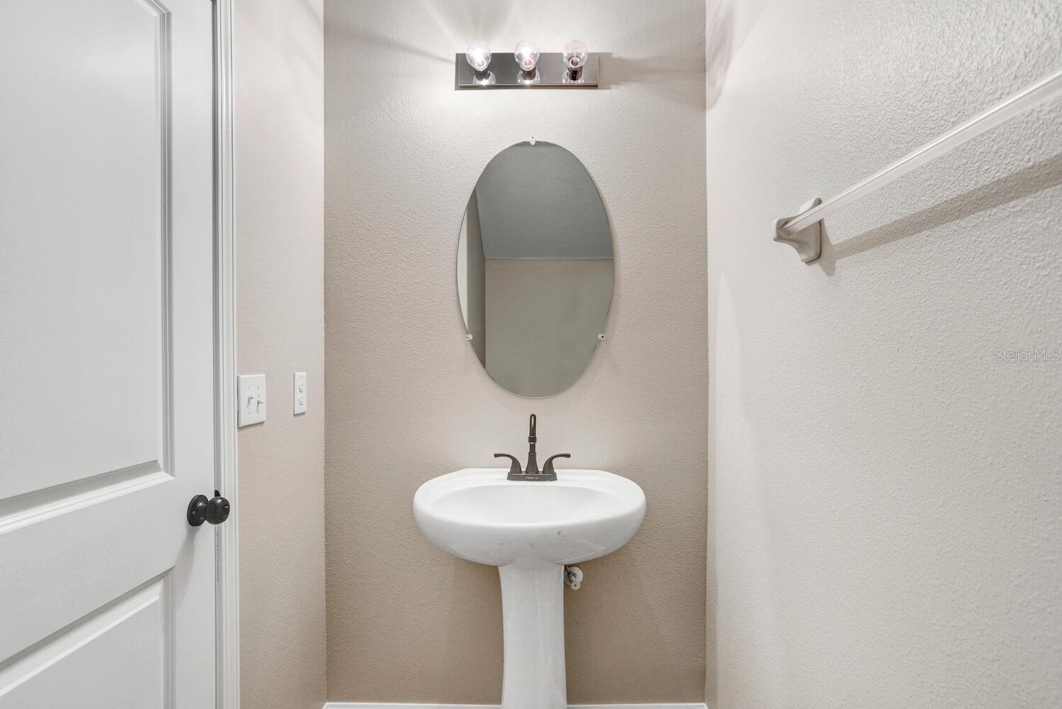 Image 10 of 29 For 10256 Carloway Hills Drive