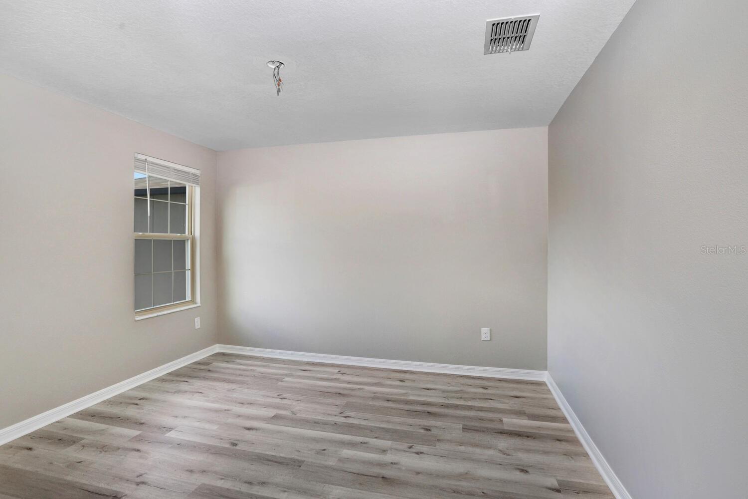 Image 20 of 29 For 10256 Carloway Hills Drive