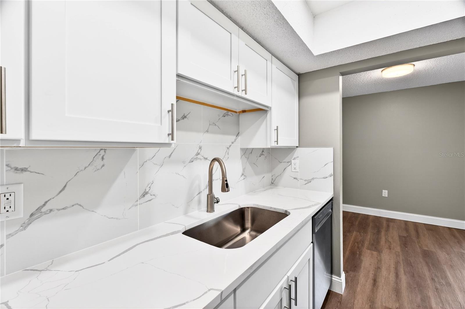 Image 10 of 30 For 11505 7th Way N 2304