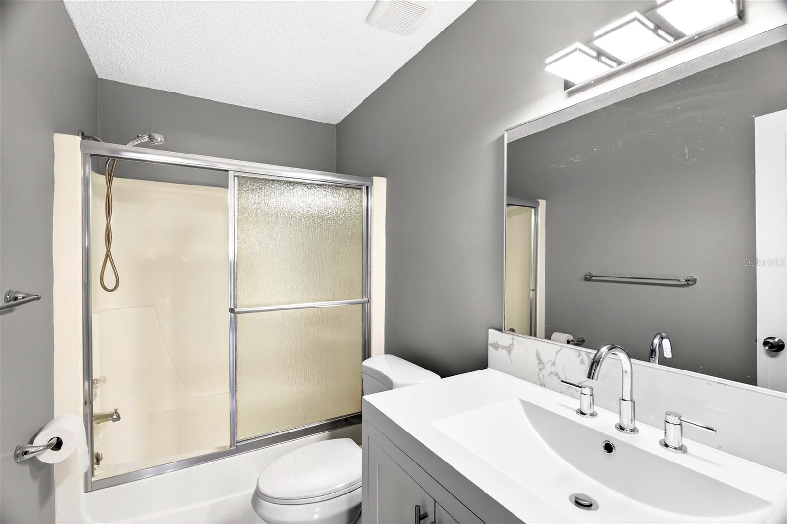 Image 21 of 30 For 11505 7th Way N 2304