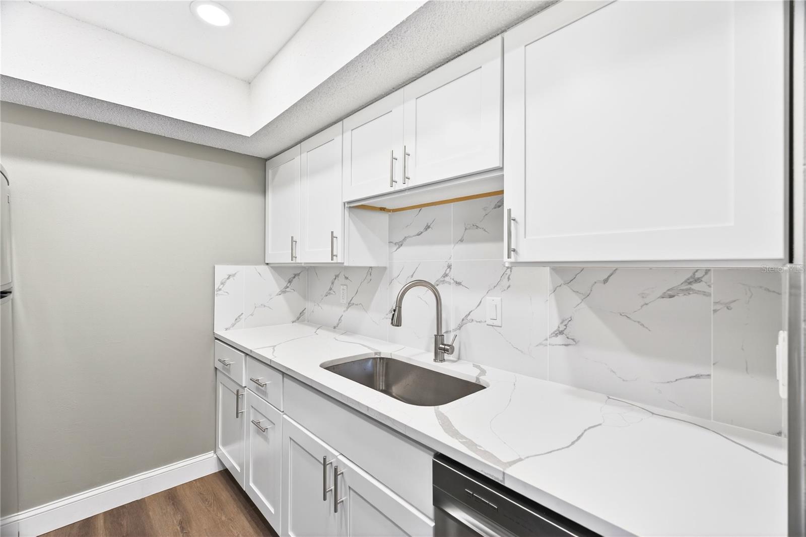 Image 8 of 30 For 11505 7th Way N 2304