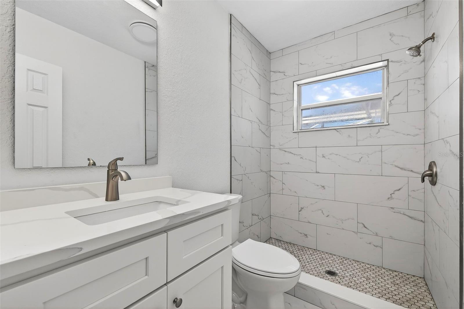 Image 17 of 32 For 211 89th Avenue N