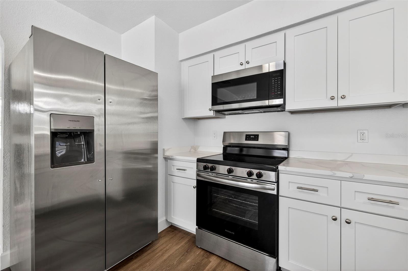 Image 8 of 32 For 211 89th Avenue N