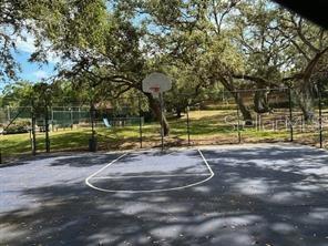 Image 27 of 31 For 2713 4th Court