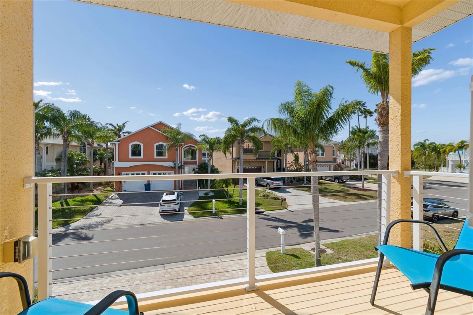 Listing photo id 44 for 6170 Seaside Drive