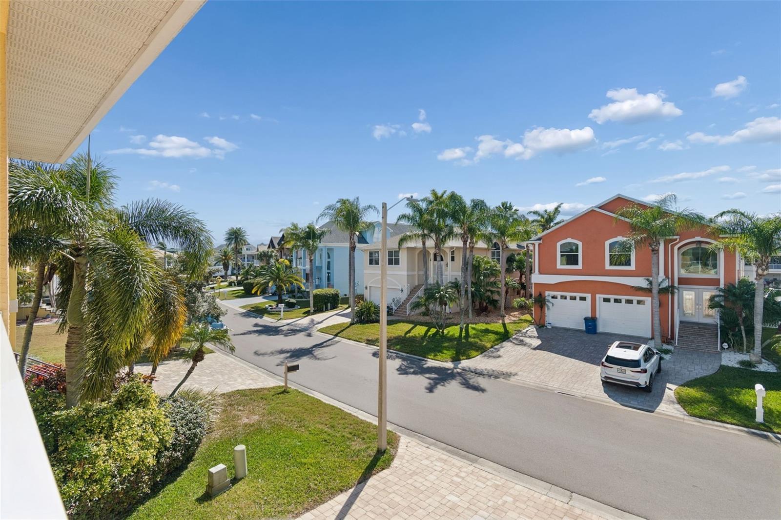 Listing photo id 46 for 6170 Seaside Drive