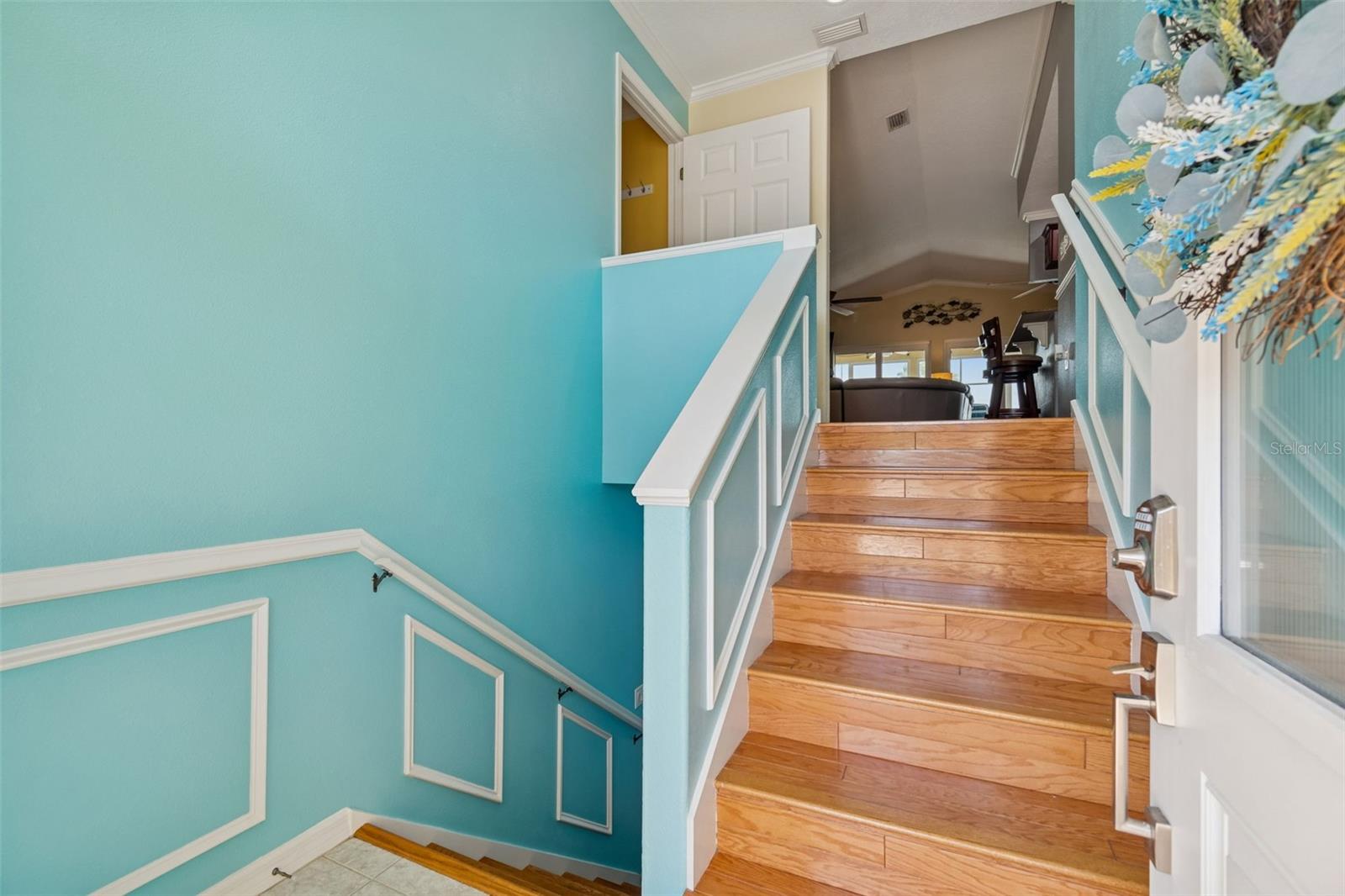 Listing photo id 50 for 6170 Seaside Drive