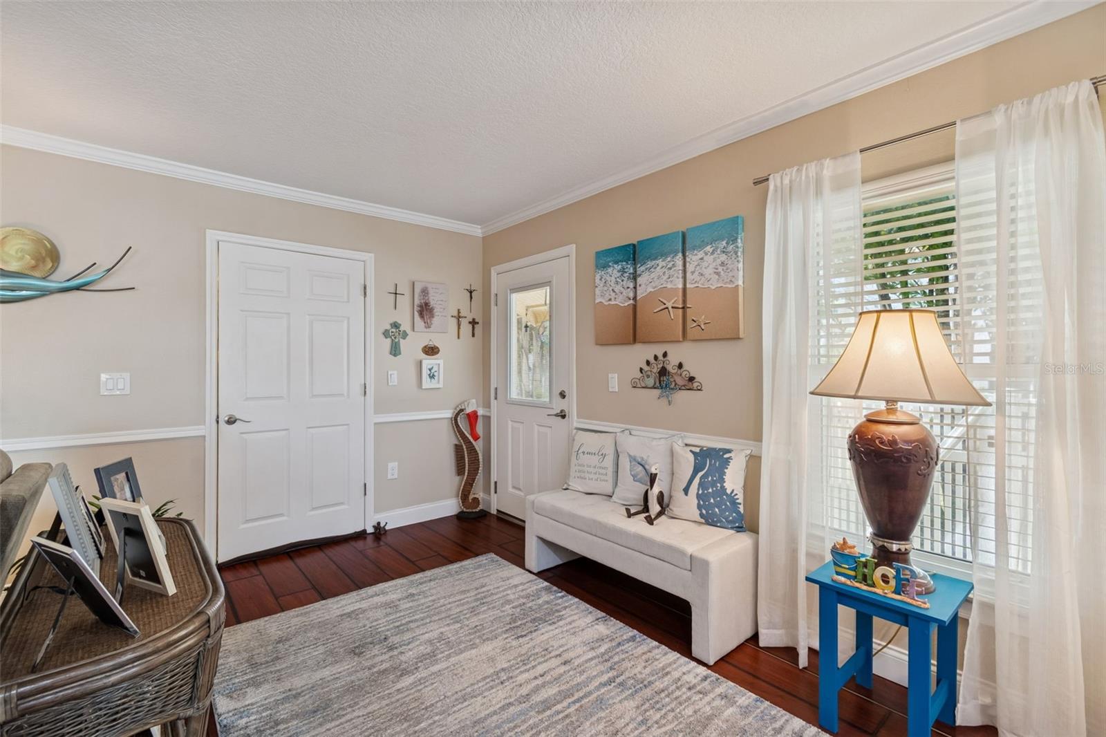 Listing photo id 56 for 6170 Seaside Drive