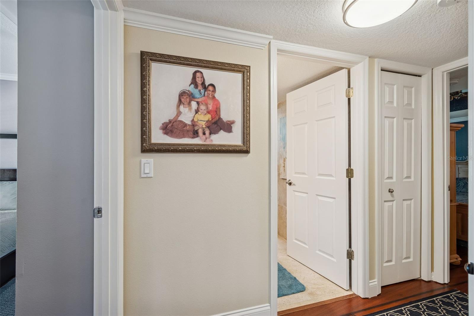 Listing photo id 64 for 6170 Seaside Drive