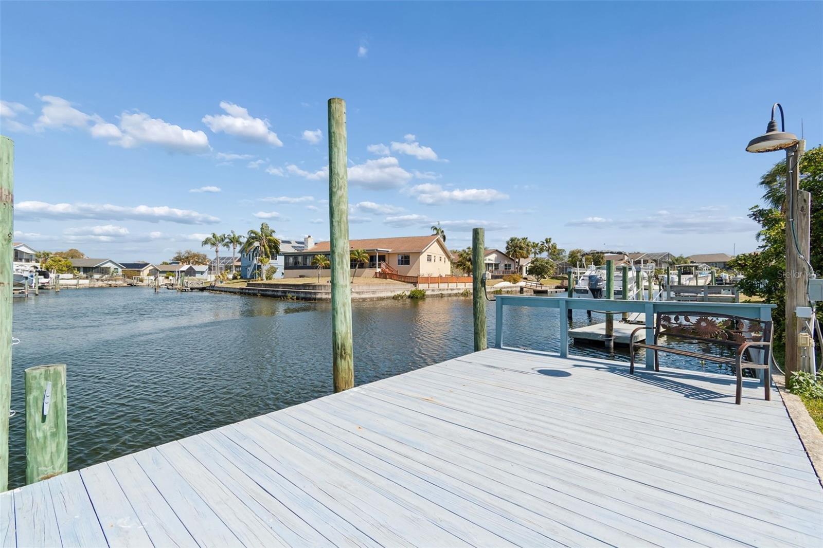 Listing photo id 82 for 6170 Seaside Drive