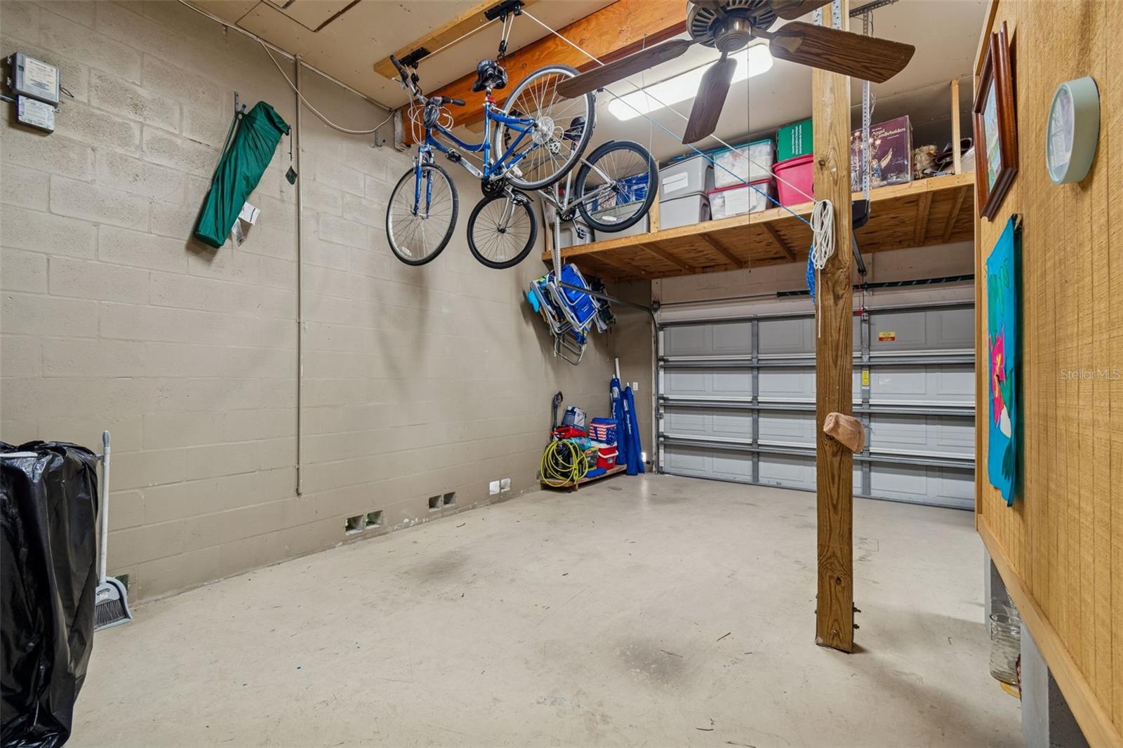 Listing photo id 83 for 6170 Seaside Drive