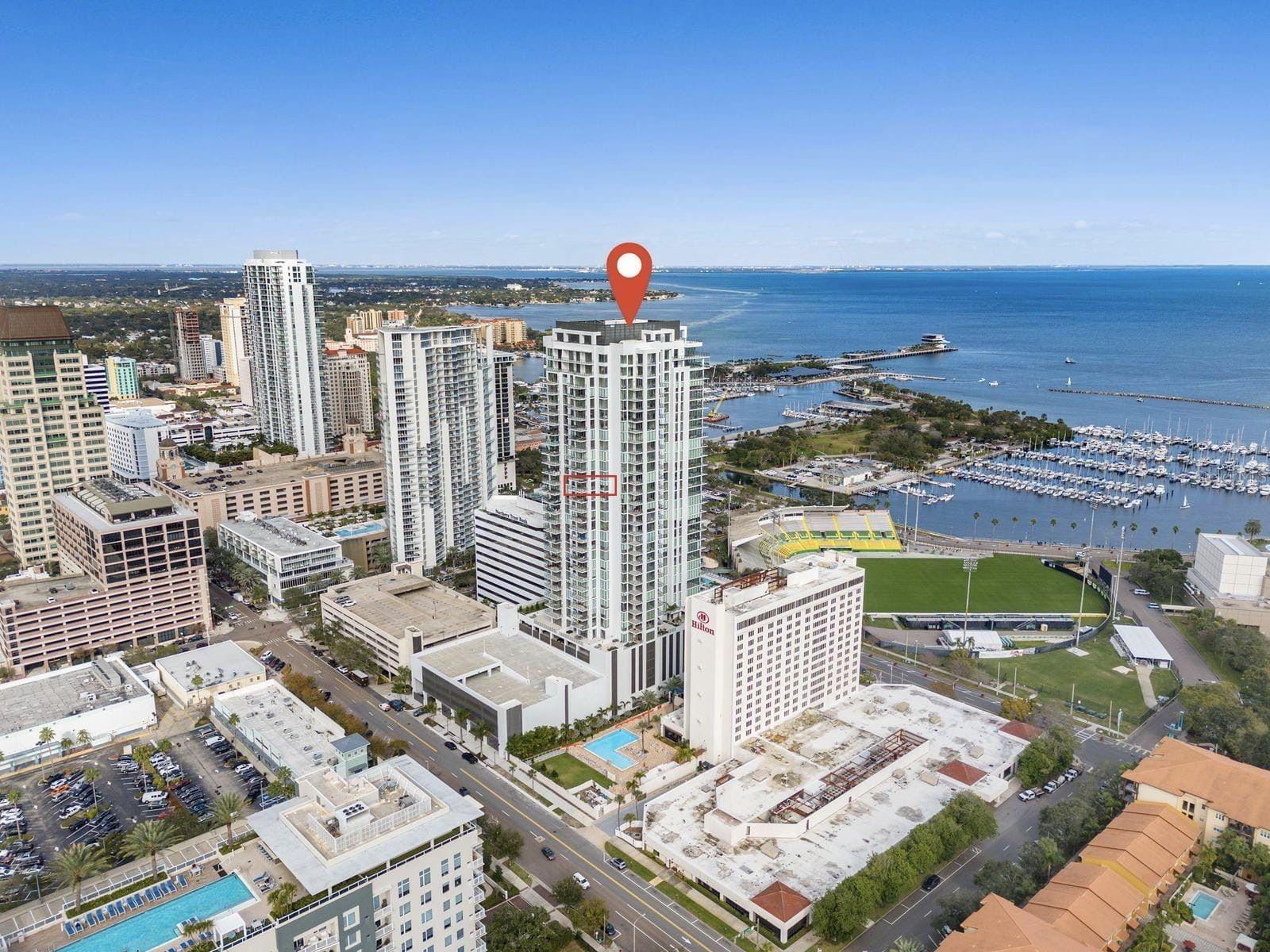 Listing photo id 0 for 301 1st Street S 2006