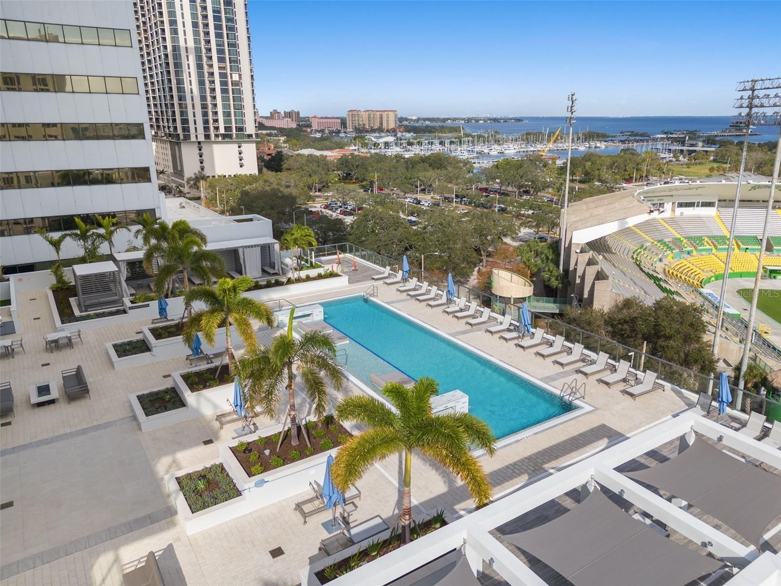 Listing photo id 29 for 301 1st Street S 2006