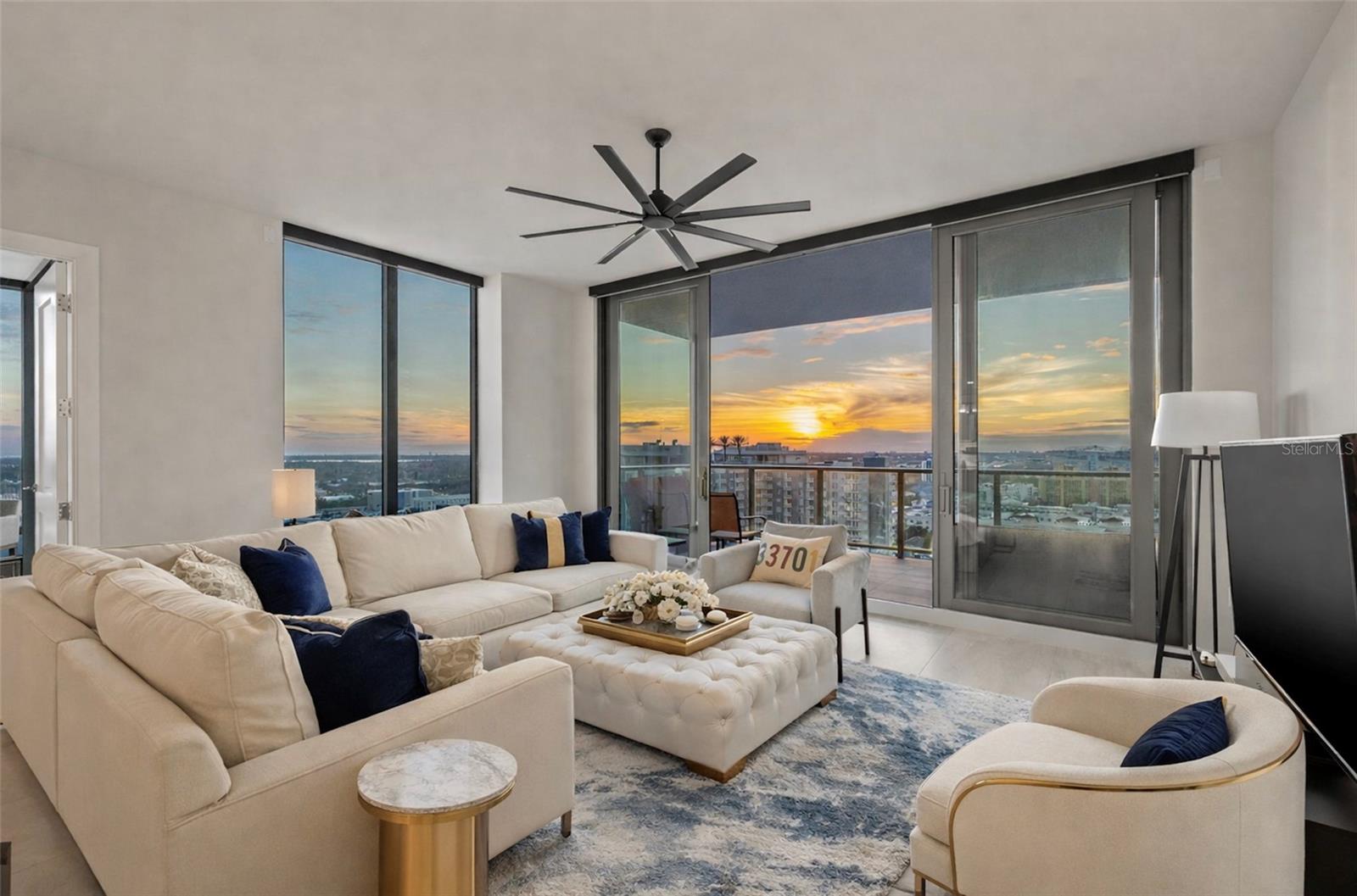 Listing photo id 7 for 301 1st Street S 2006