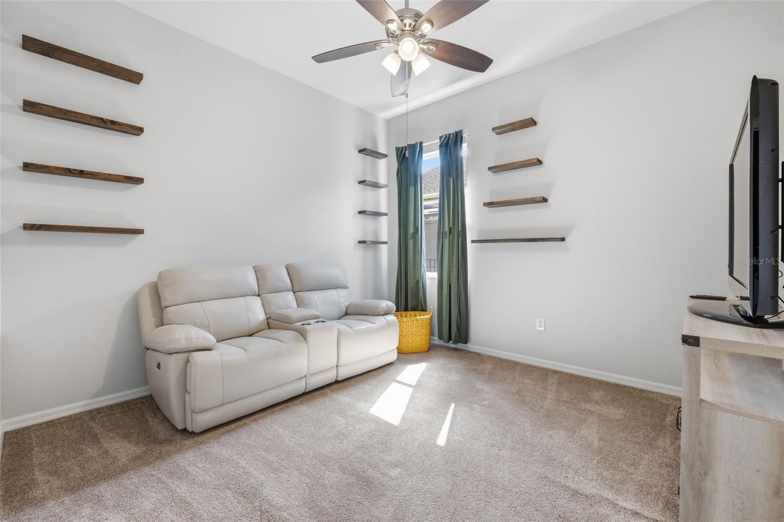 Image 15 of 28 For 4810 Mirabella Place