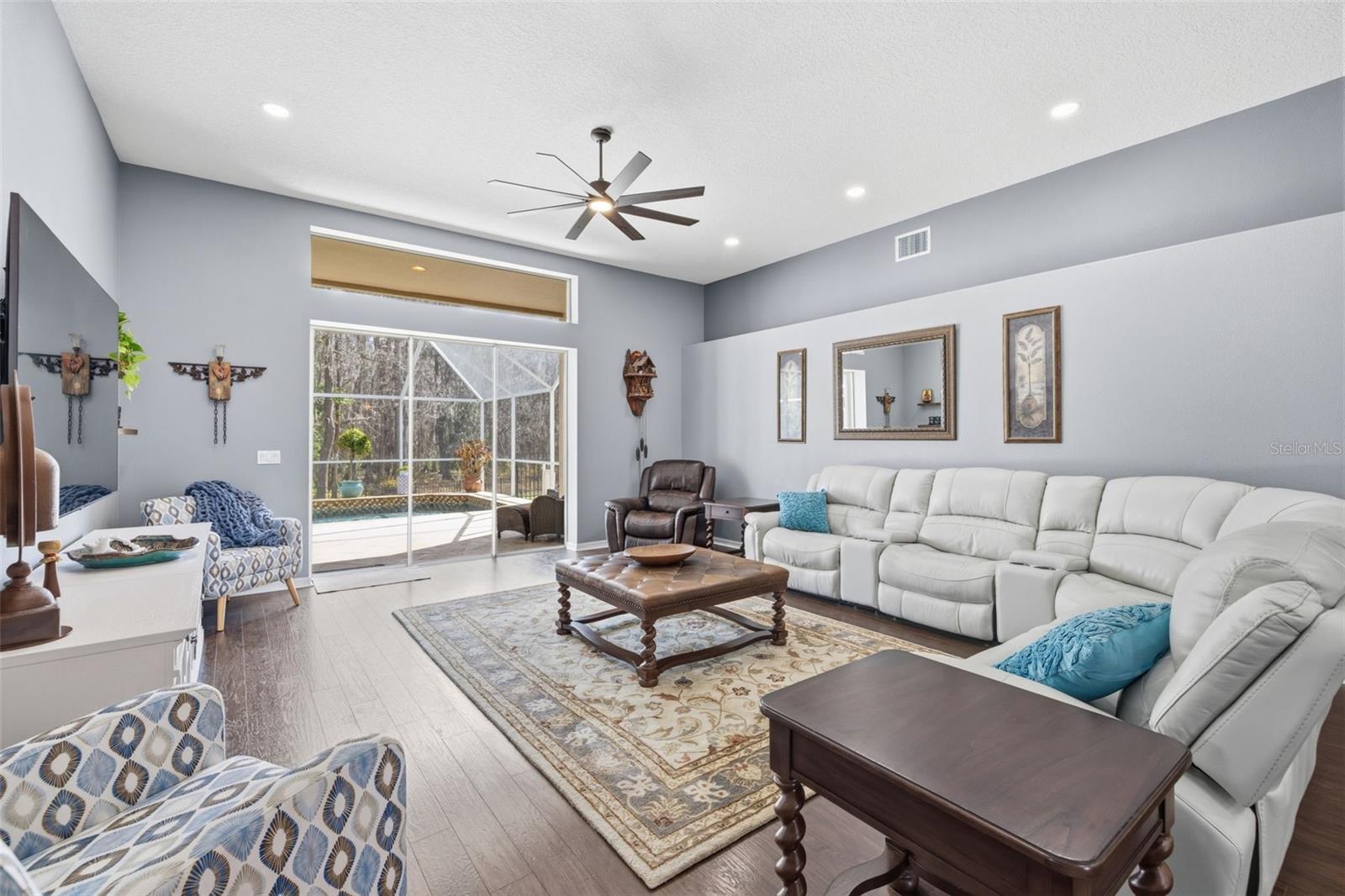 Image 8 of 28 For 4810 Mirabella Place