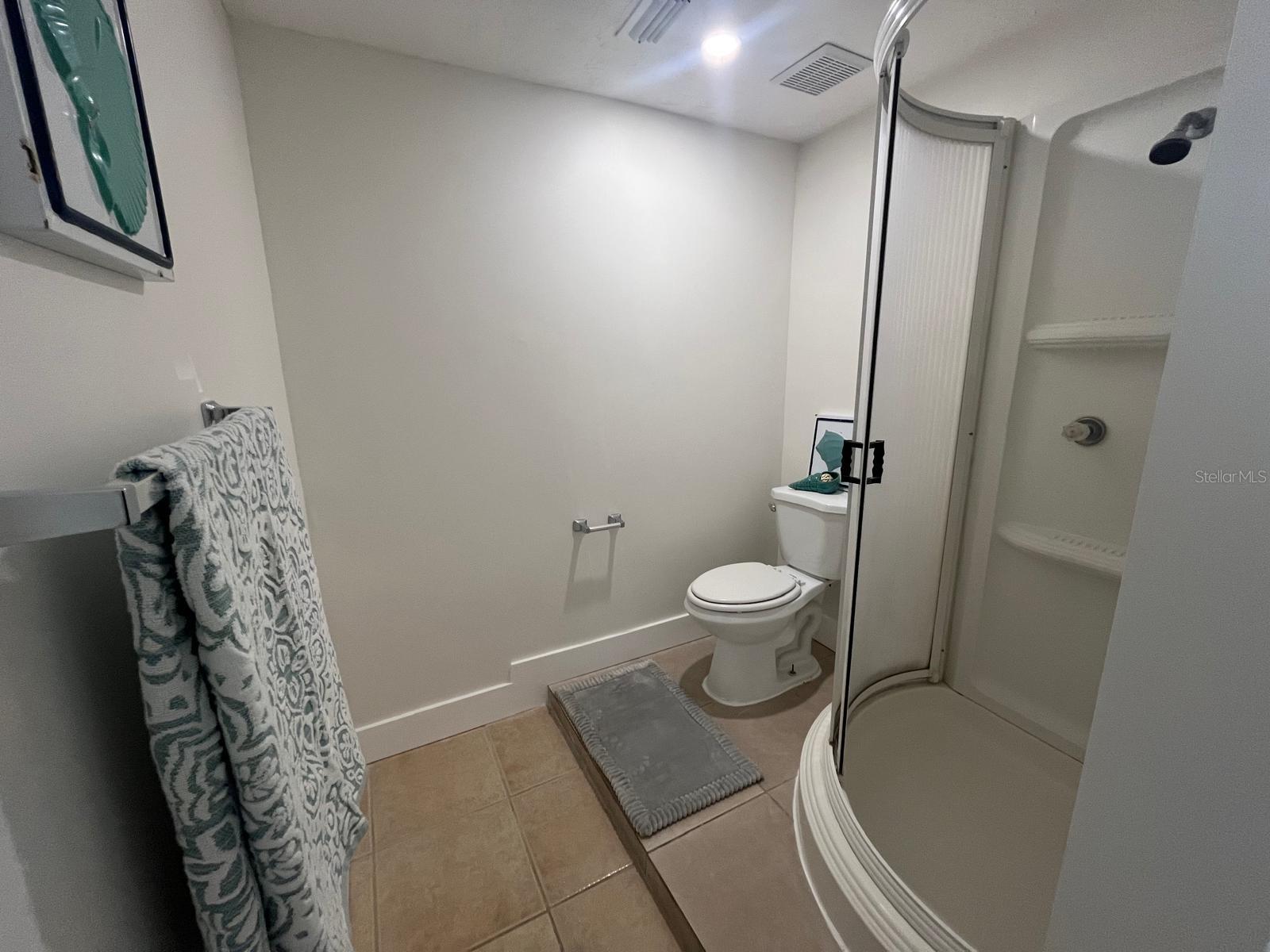 Image 16 of 18 For 3517 Garfield Drive