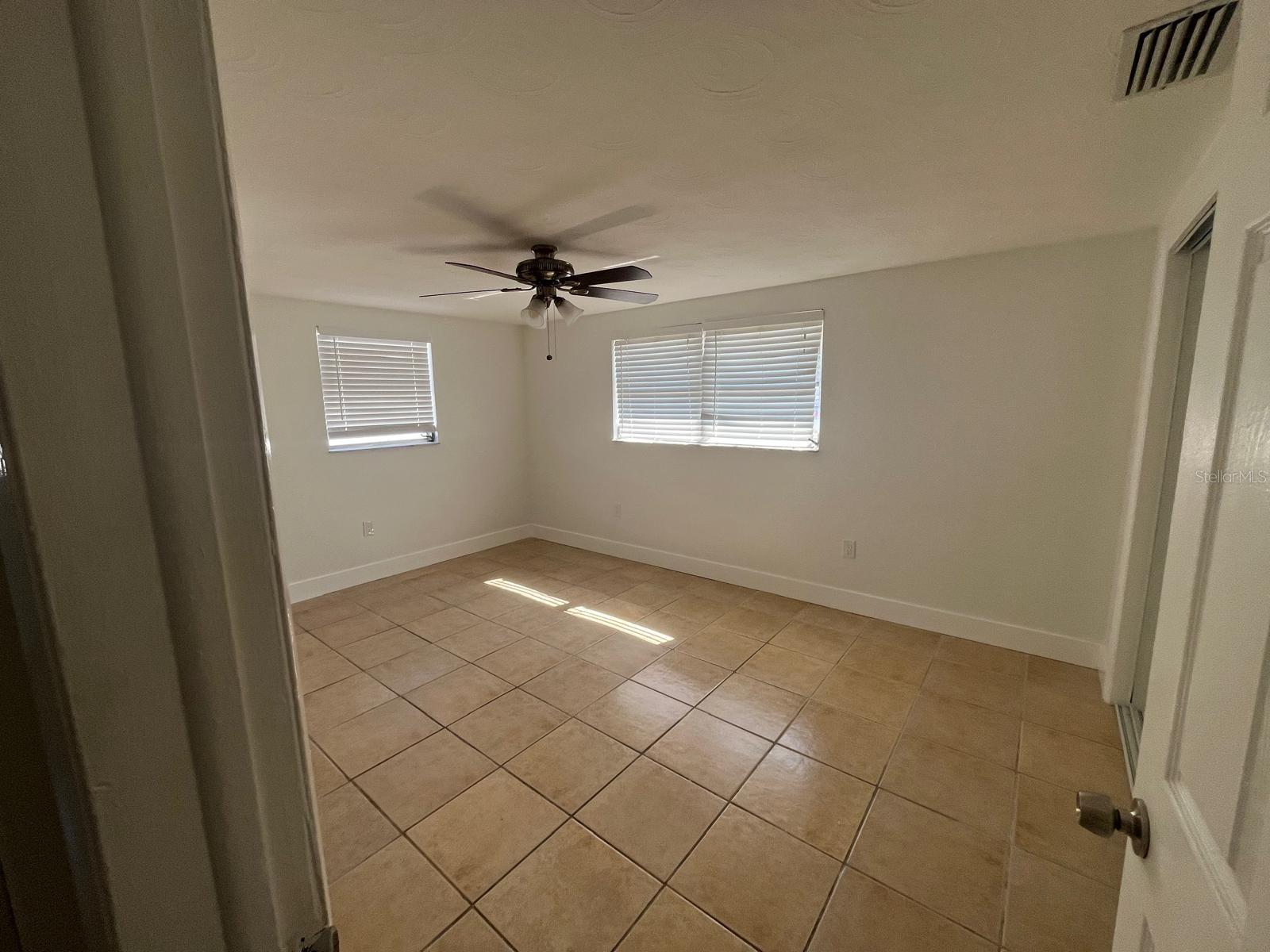 Image 8 of 18 For 3517 Garfield Drive