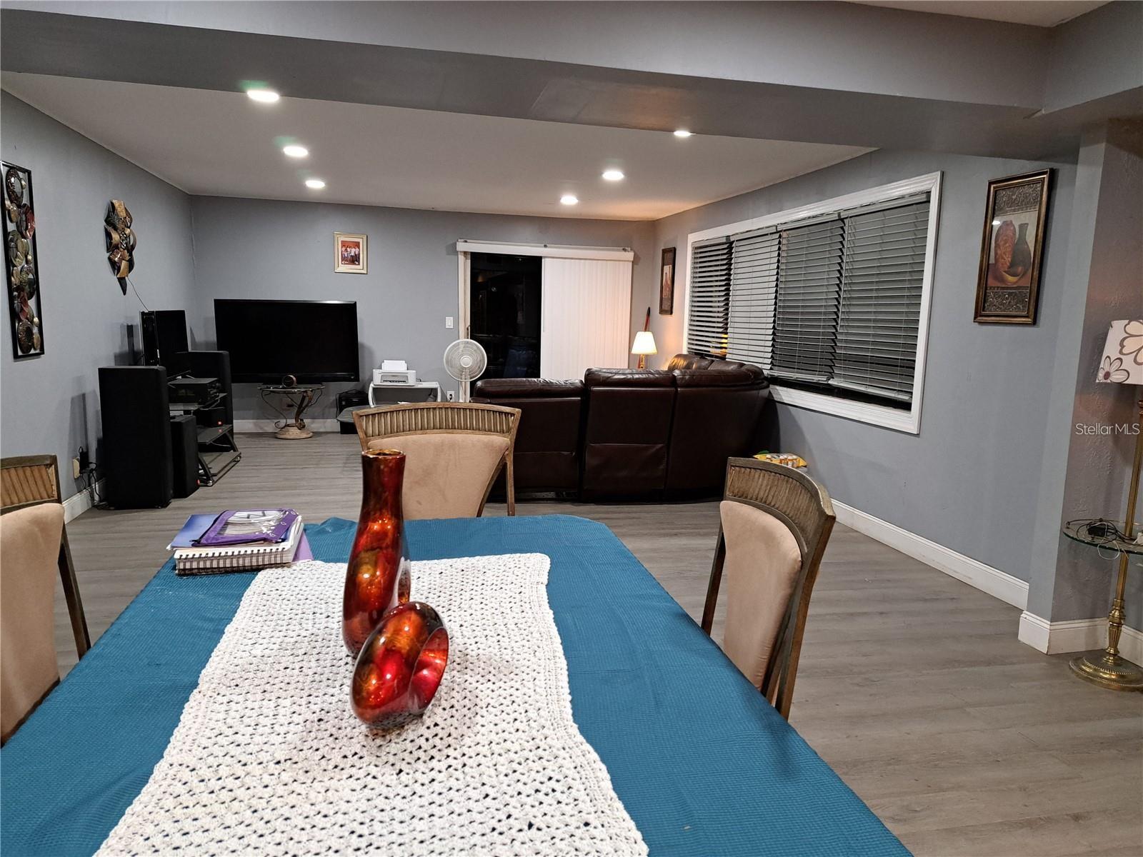 Image 10 of 41 For 2814 Maryland Avenue