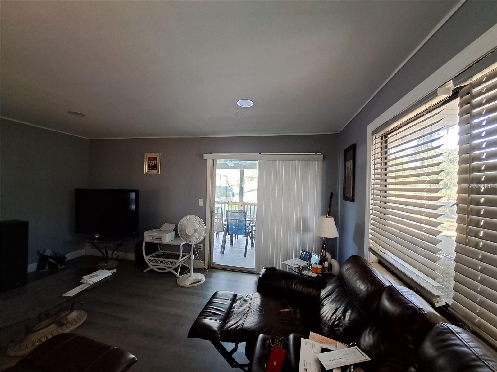 Image 12 of 41 For 2814 Maryland Avenue