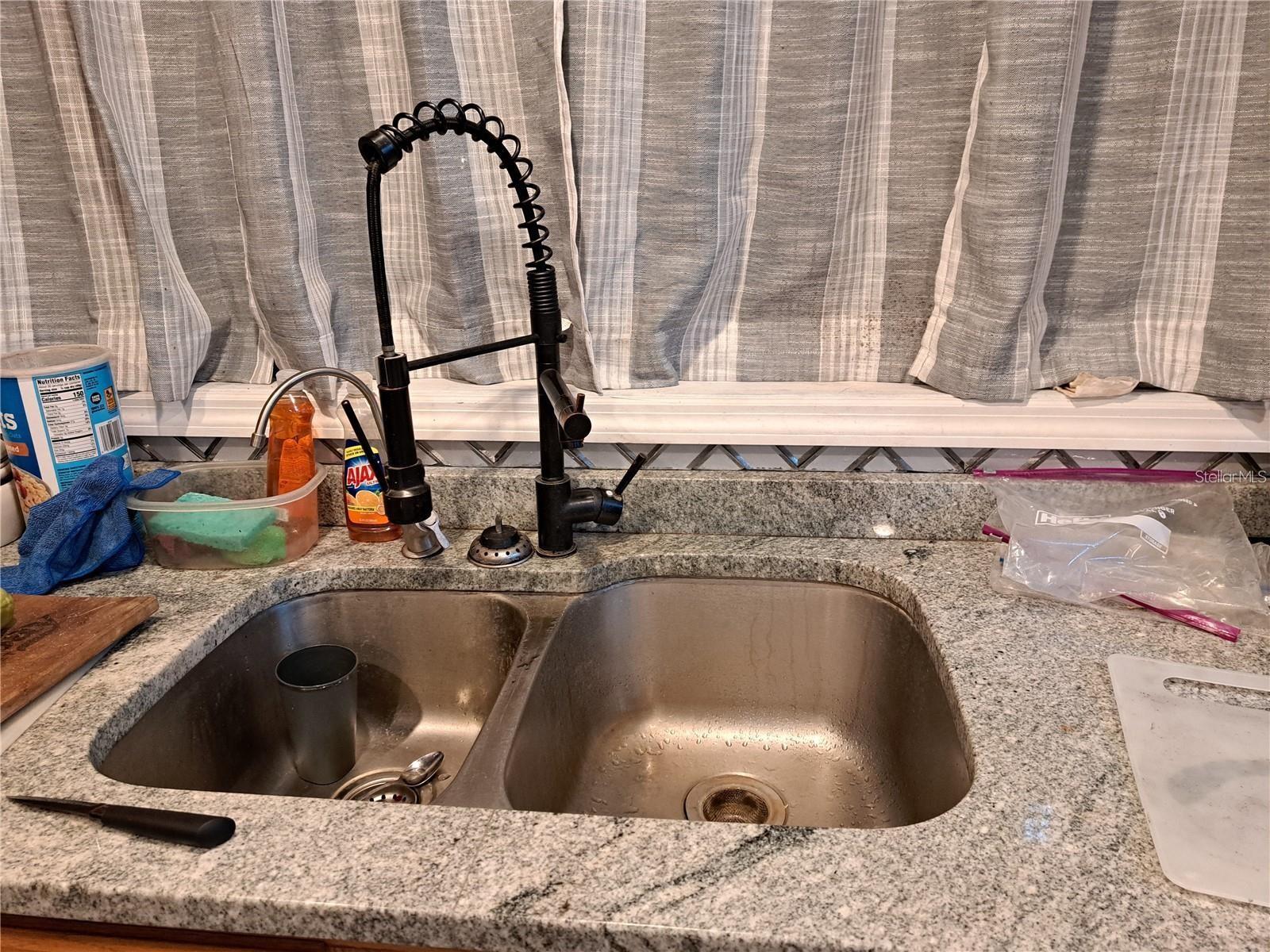 Image 20 of 41 For 2814 Maryland Avenue