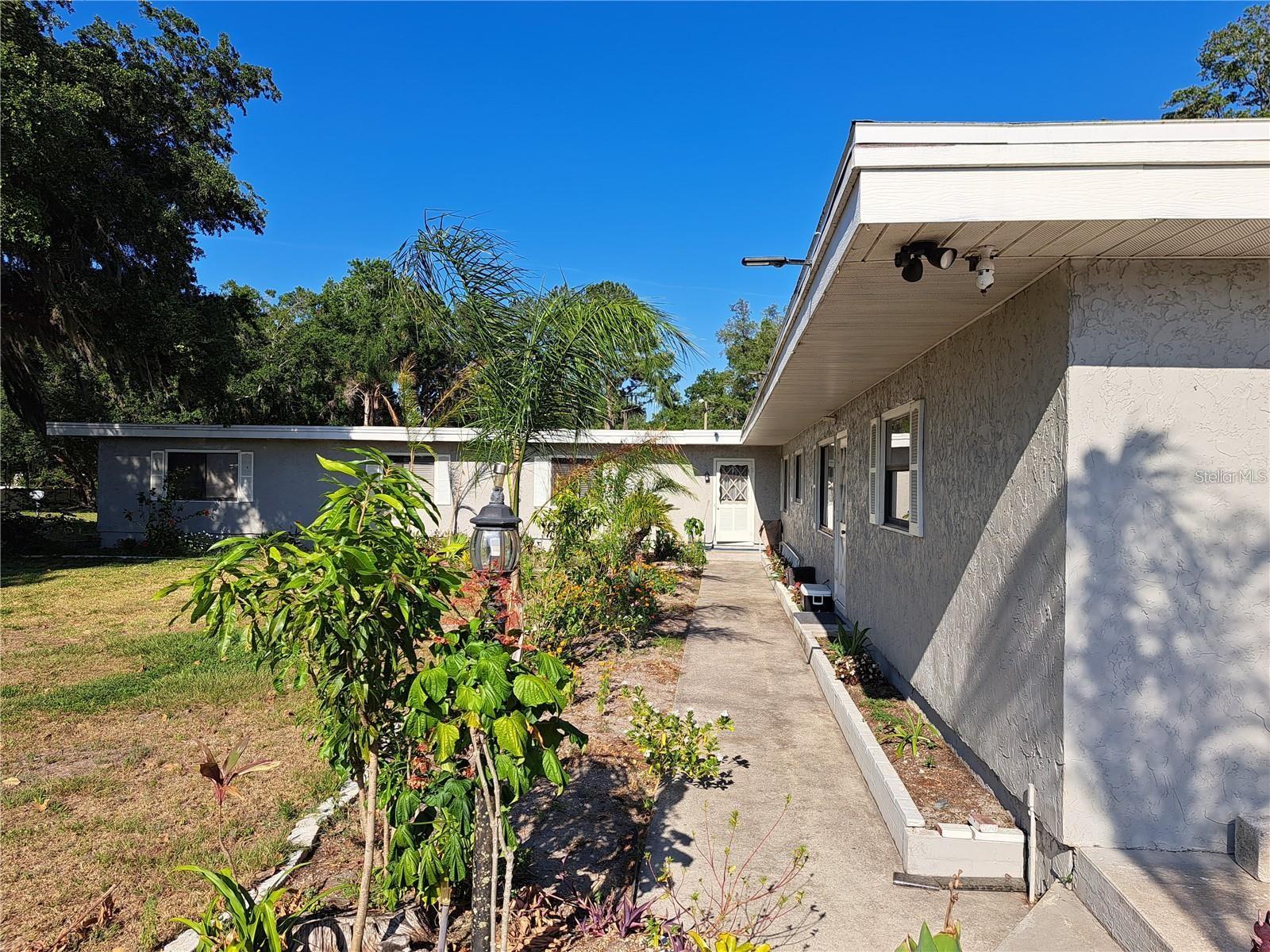 Image 3 of 41 For 2814 Maryland Avenue