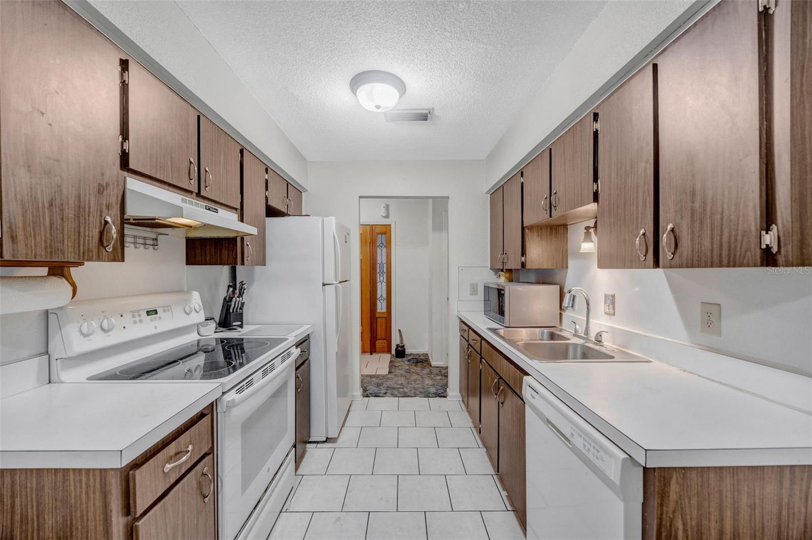 Image 10 of 37 For 1201 Palm Drive