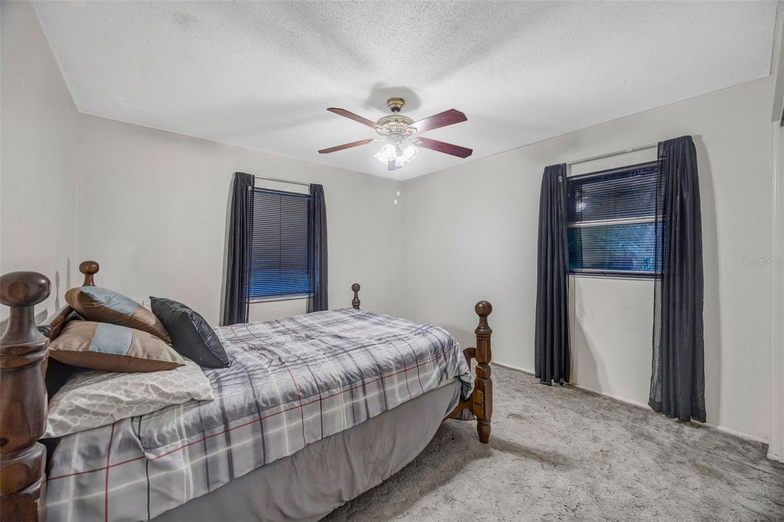 Image 19 of 37 For 1201 Palm Drive