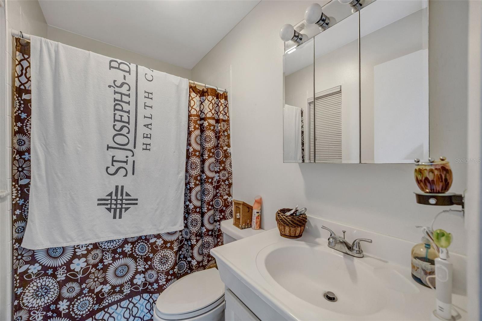 Image 22 of 37 For 1201 Palm Drive