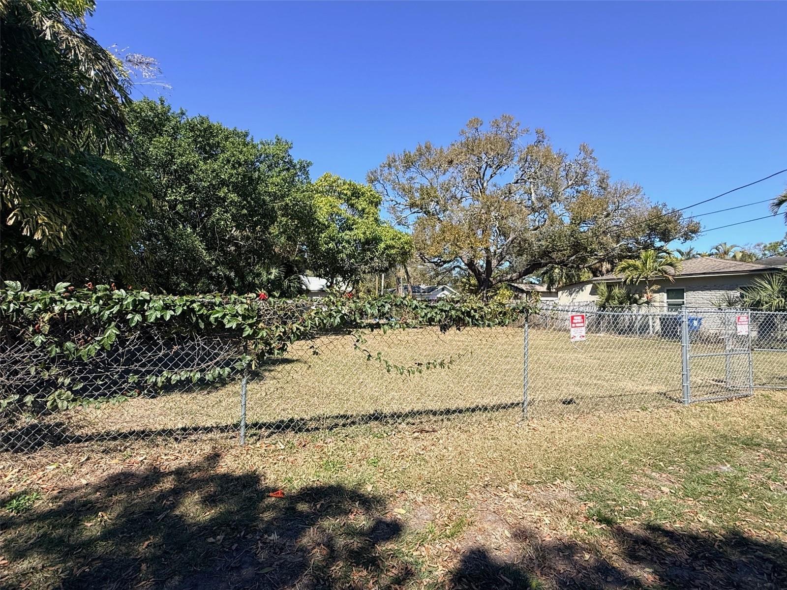 Image 4 of 7 For Ling-a-mor Terrace S