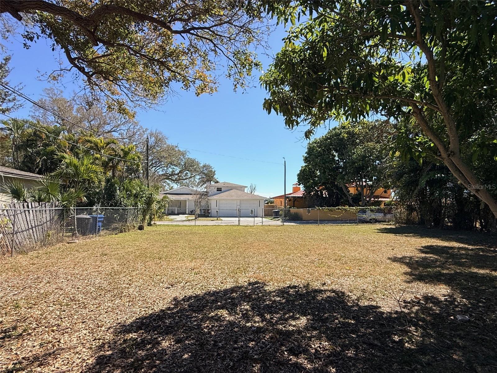 Image 5 of 7 For Ling-a-mor Terrace S