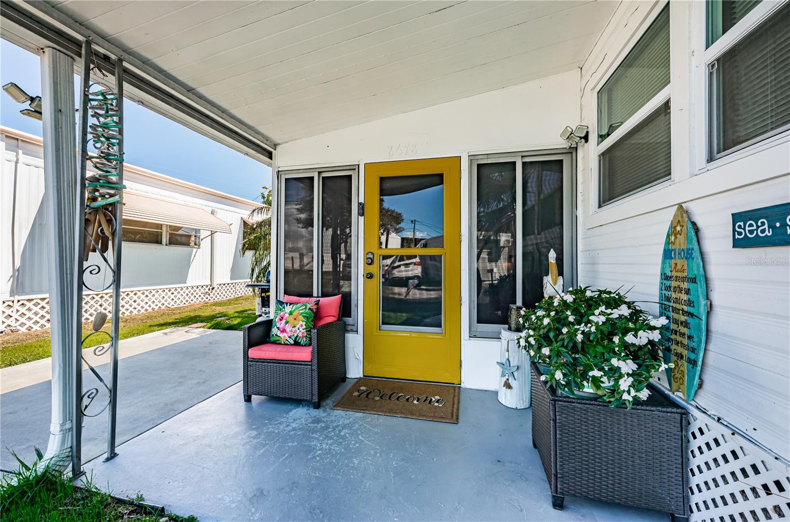 Image 2 of 37 For 8678 44th Avenue N 62