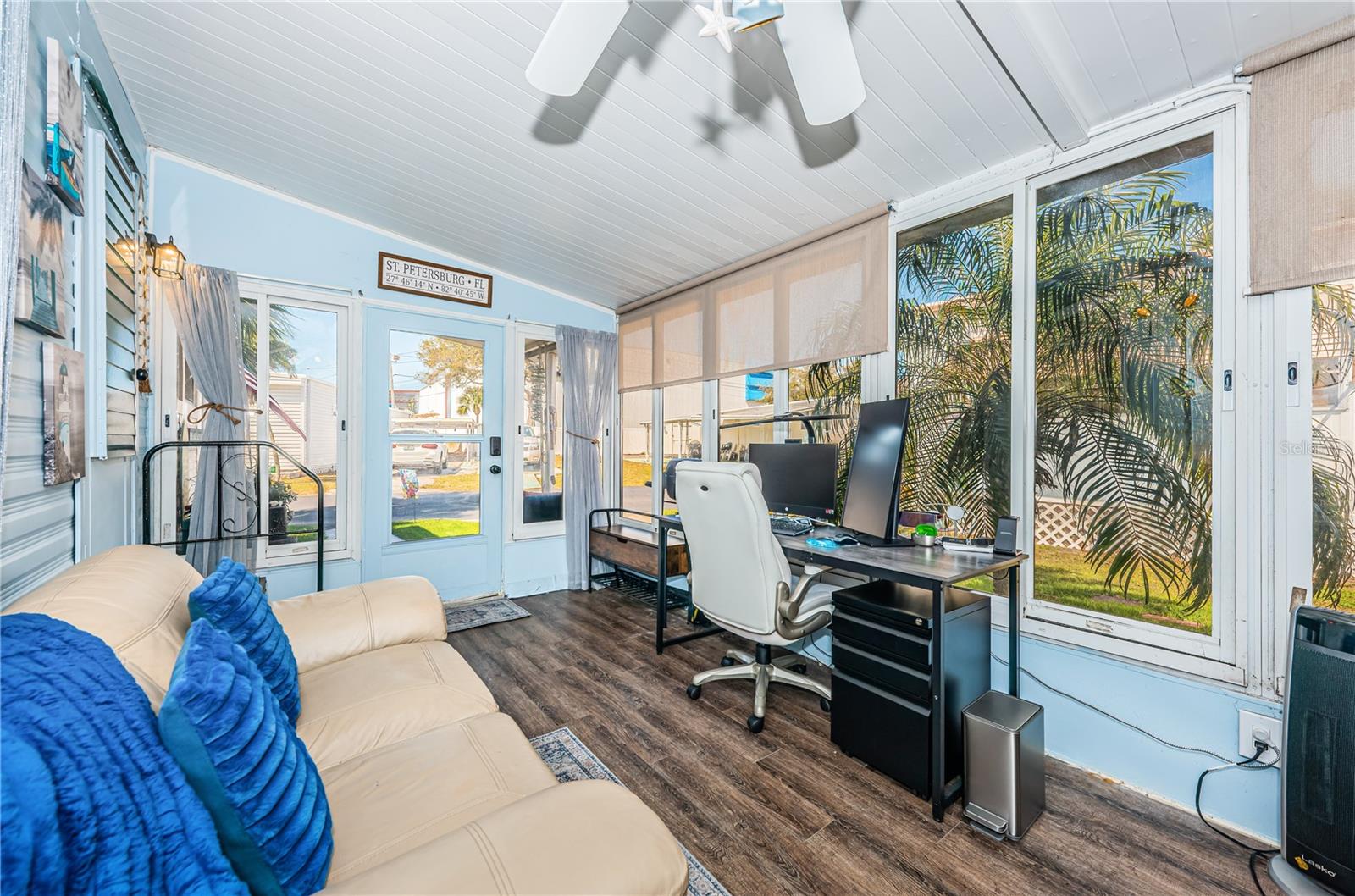 Image 22 of 37 For 8678 44th Avenue N 62