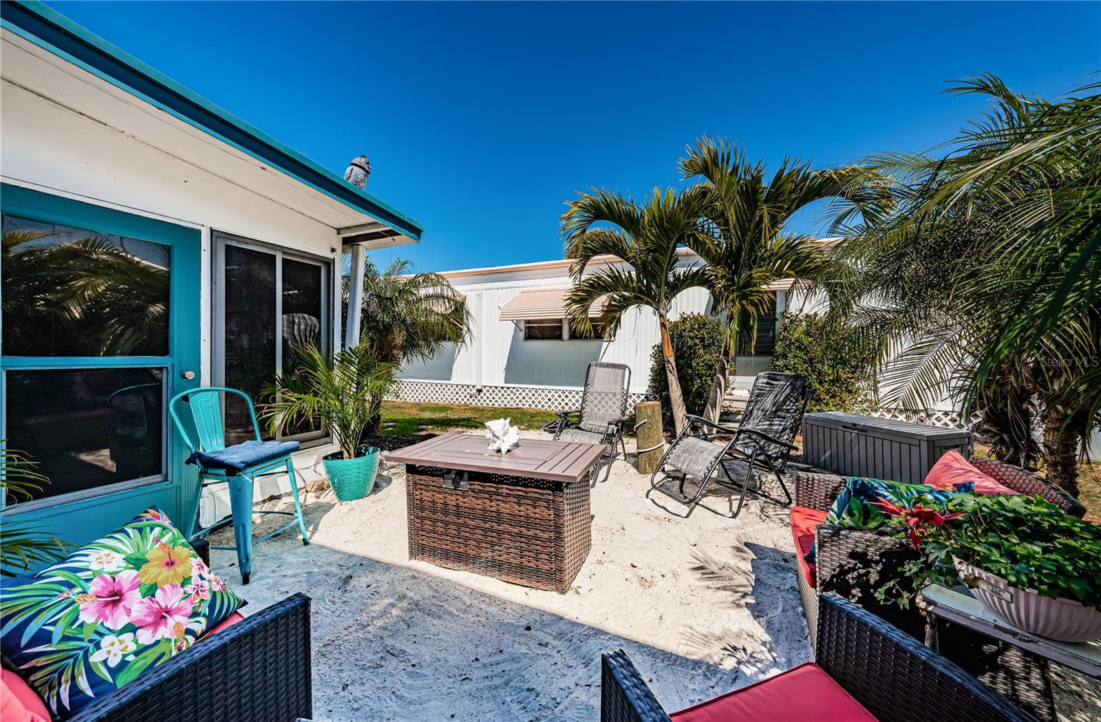 Image 29 of 37 For 8678 44th Avenue N 62