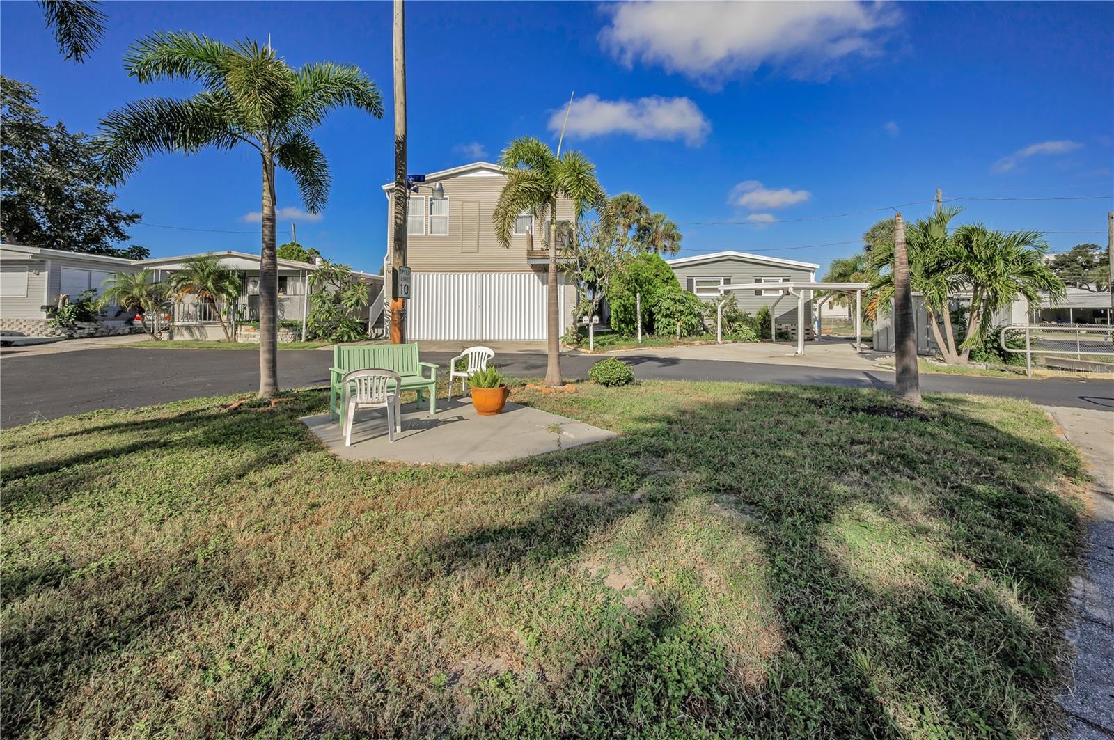 Image 36 of 37 For 8678 44th Avenue N 62