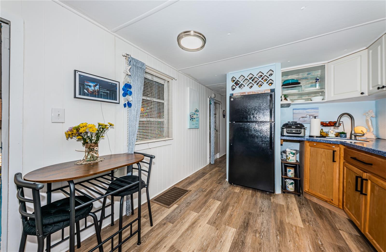 Image 8 of 37 For 8678 44th Avenue N 62