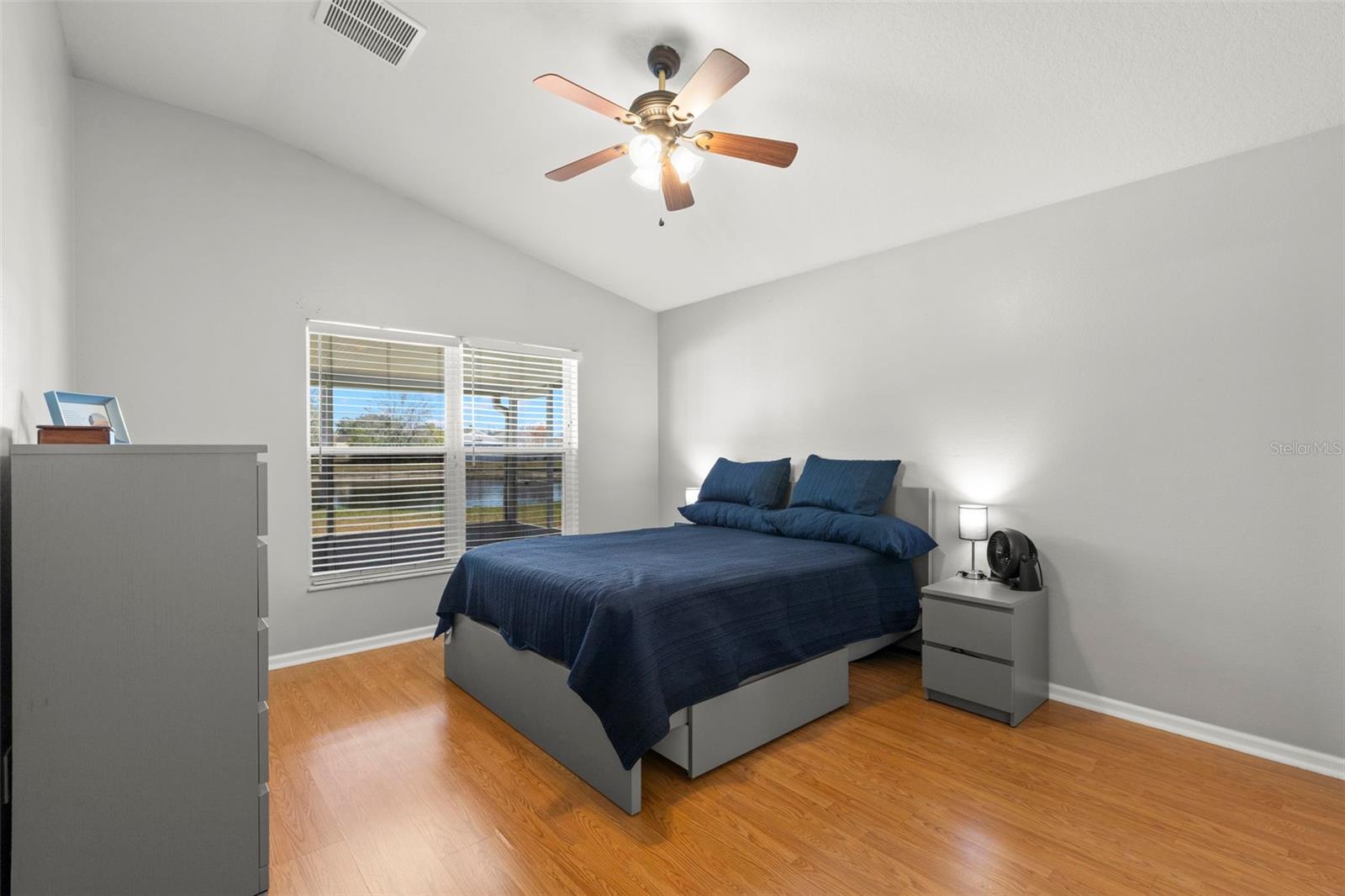 Image 14 of 35 For 1030 Summer Breeze Drive