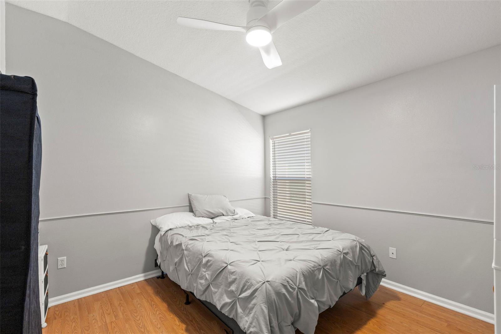 Image 23 of 35 For 1030 Summer Breeze Drive