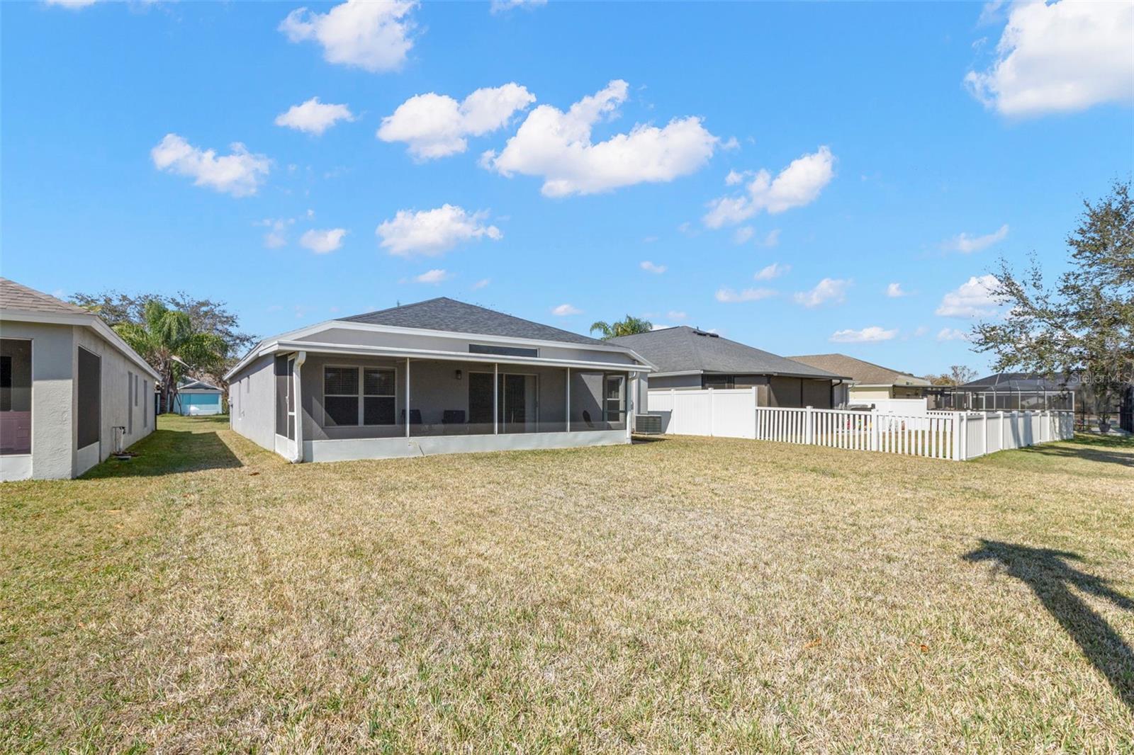 Image 27 of 35 For 1030 Summer Breeze Drive