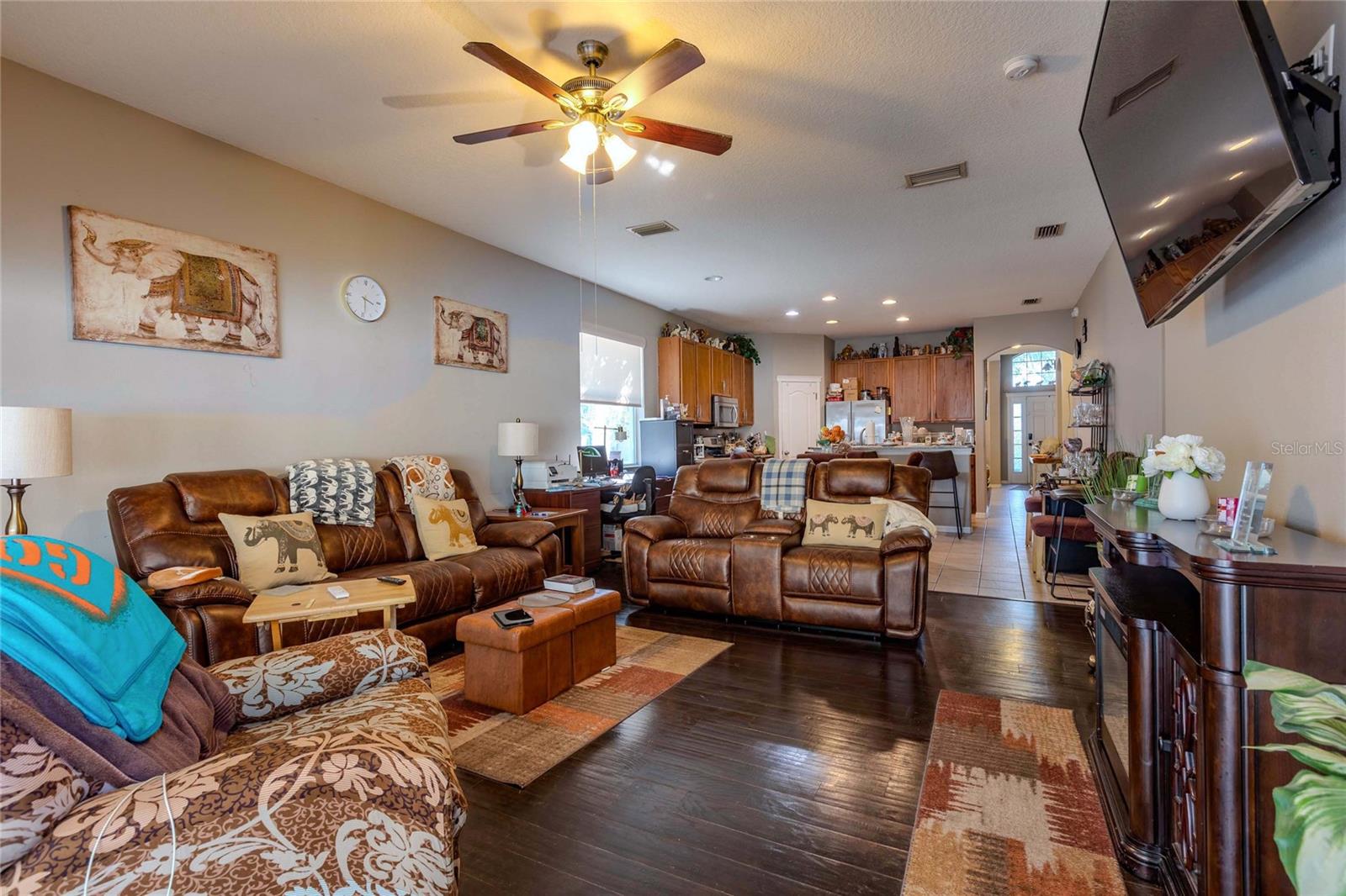 Image 21 of 28 For 6803 Guilford Crest Drive