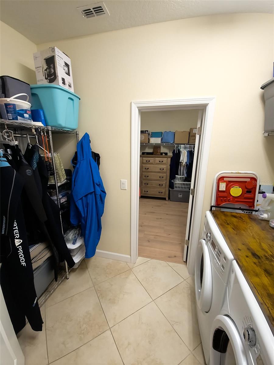 Image 36 of 57 For 11936 Sand Myrtle Road