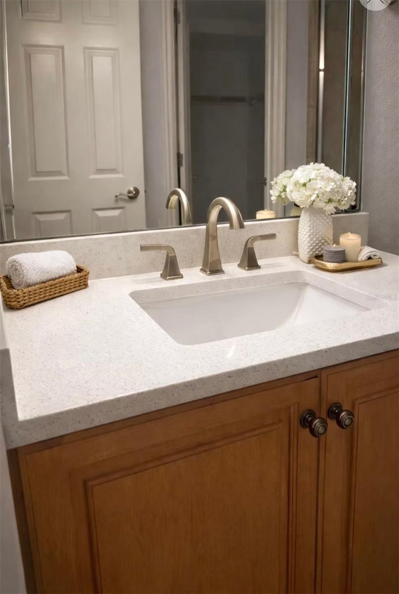 Image 5 of 12 For 950 Broadway  107