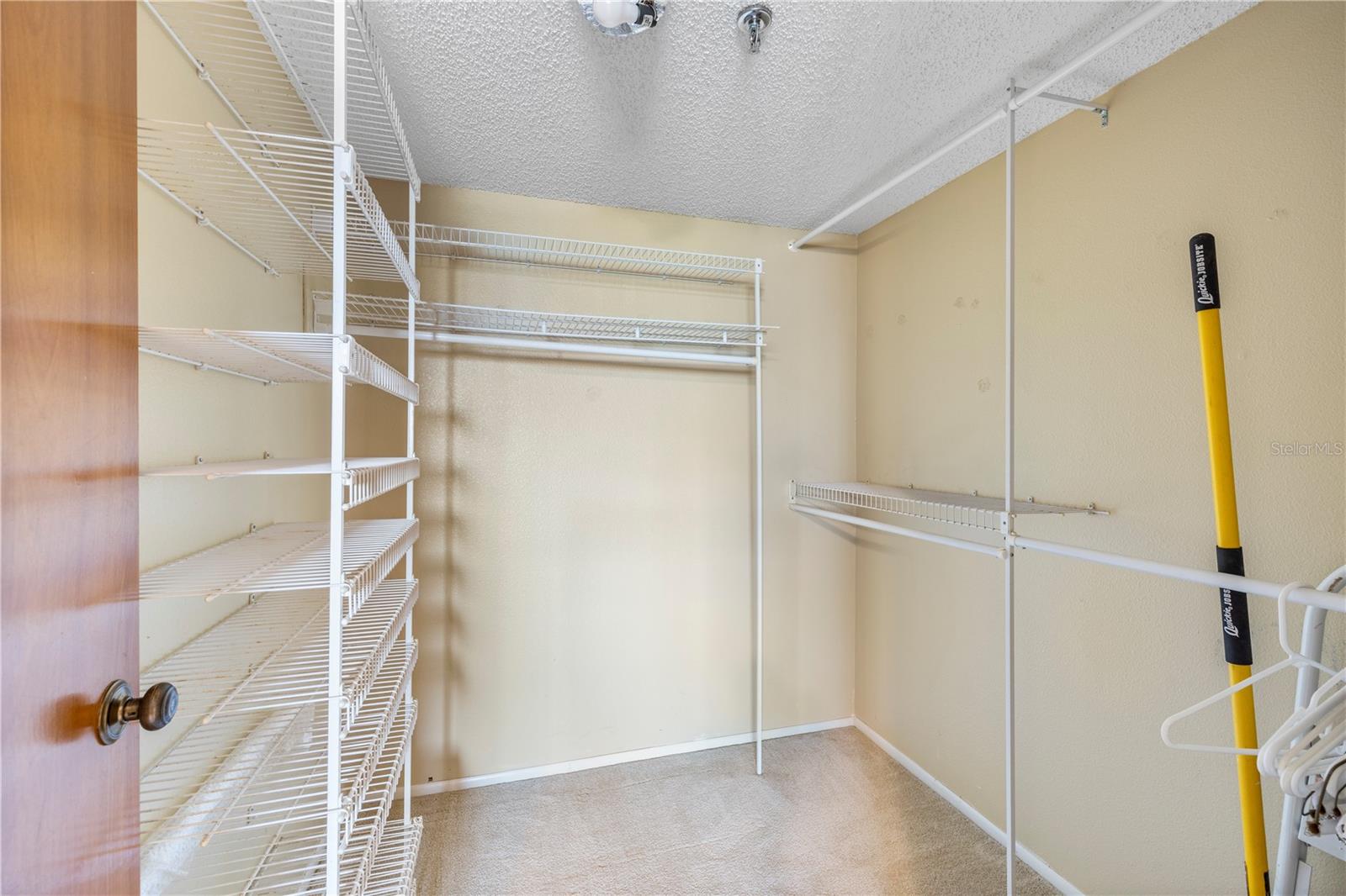 Image 20 of 61 For 1750 Harbor Place S 202