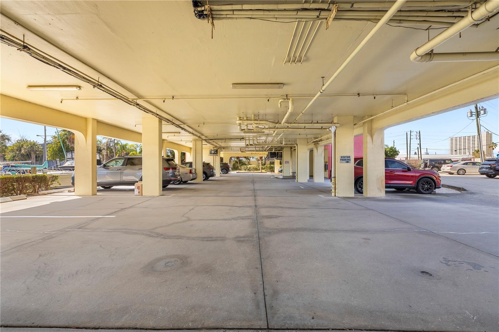 Image 29 of 61 For 1750 Harbor Place S 202