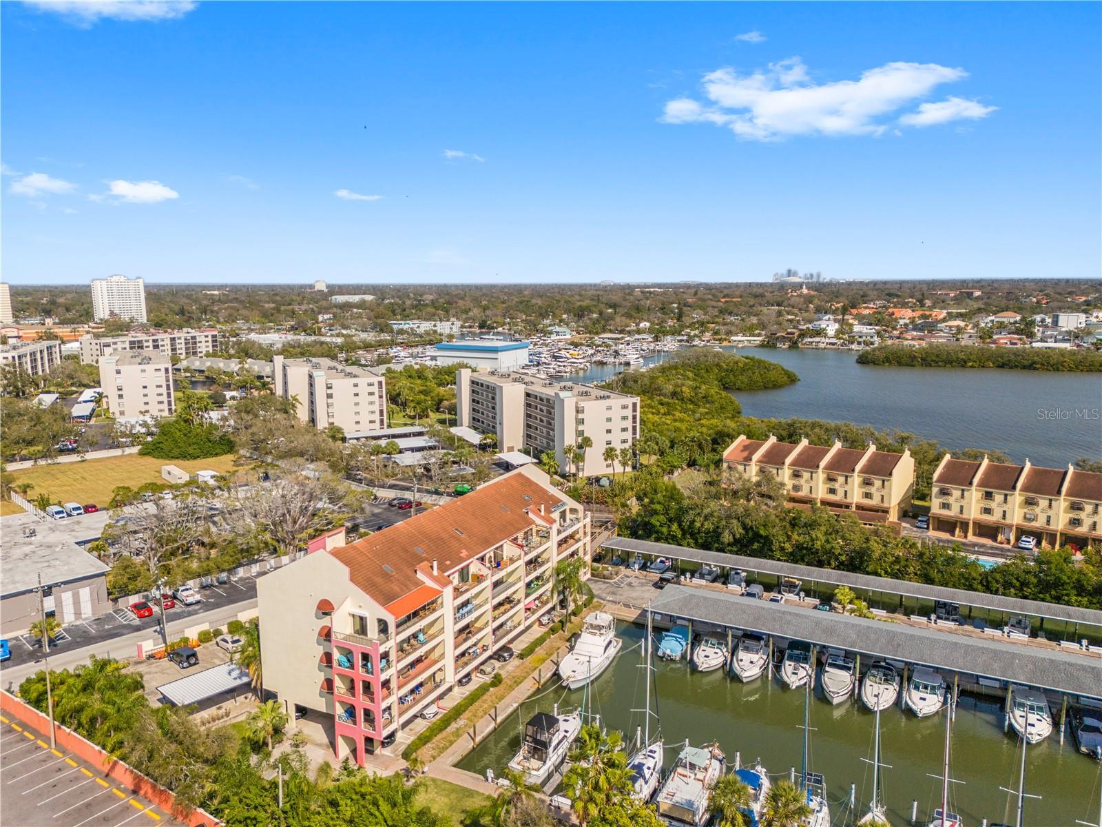 Image 37 of 61 For 1750 Harbor Place S 202