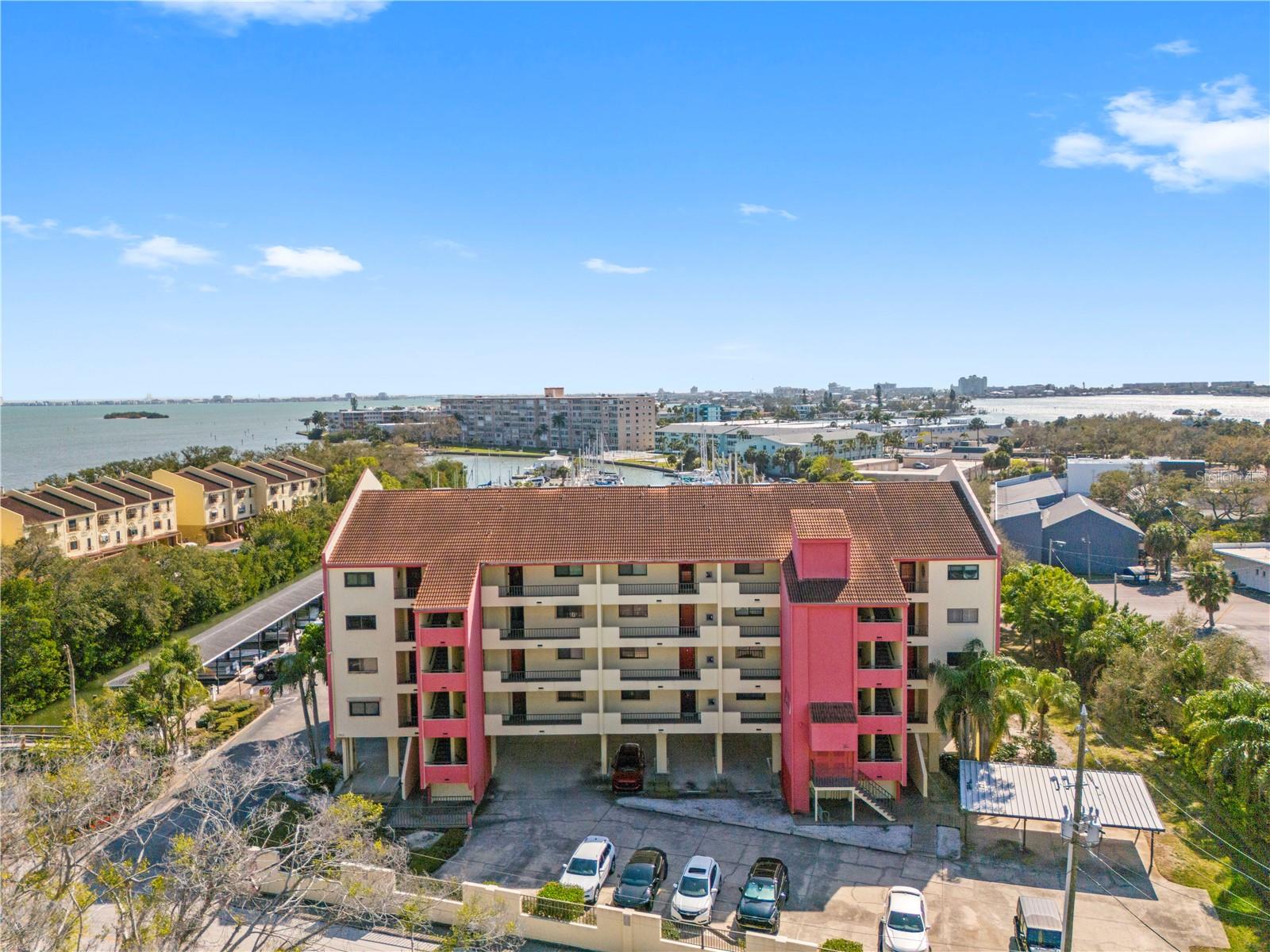 Image 38 of 61 For 1750 Harbor Place S 202