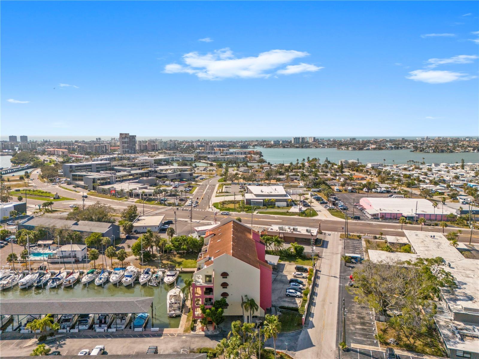 Image 43 of 61 For 1750 Harbor Place S 202