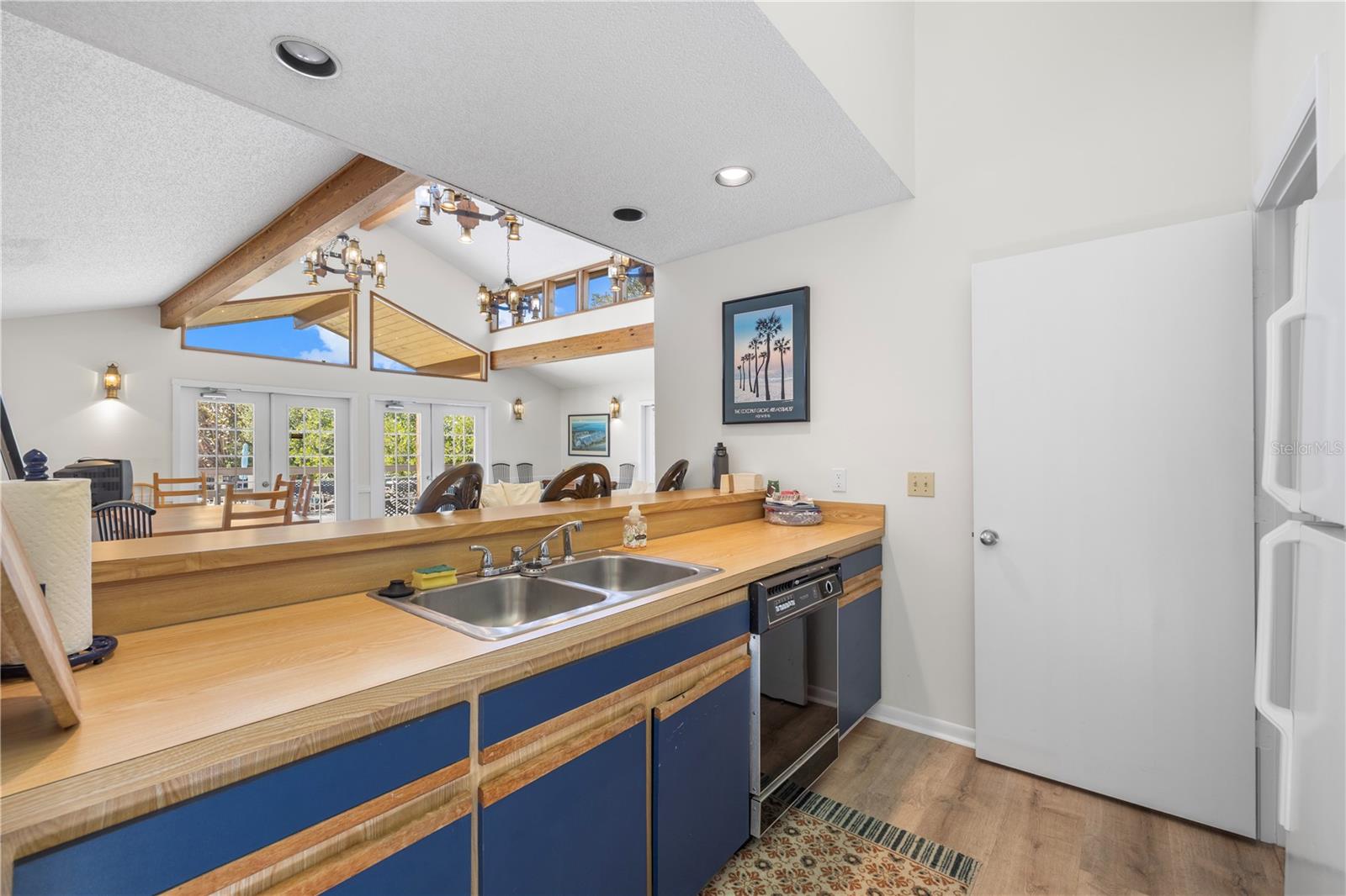 Image 50 of 61 For 1750 Harbor Place S 202