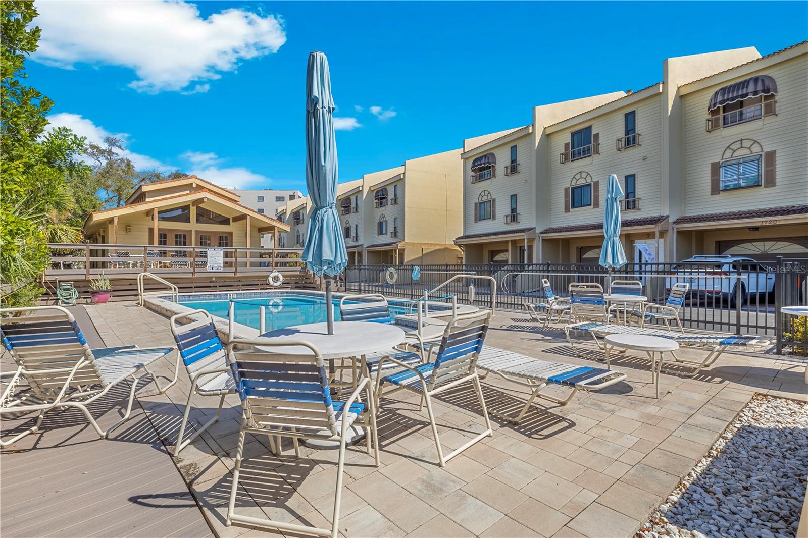 Image 57 of 61 For 1750 Harbor Place S 202